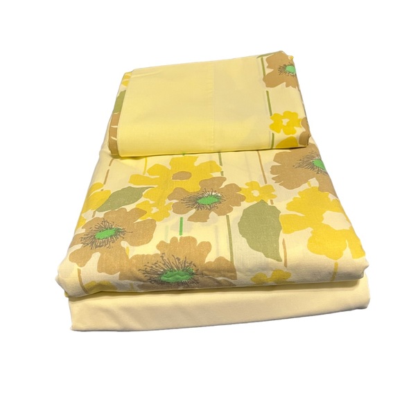 Bedding Vintage Full Size Sheet Set Poshmark